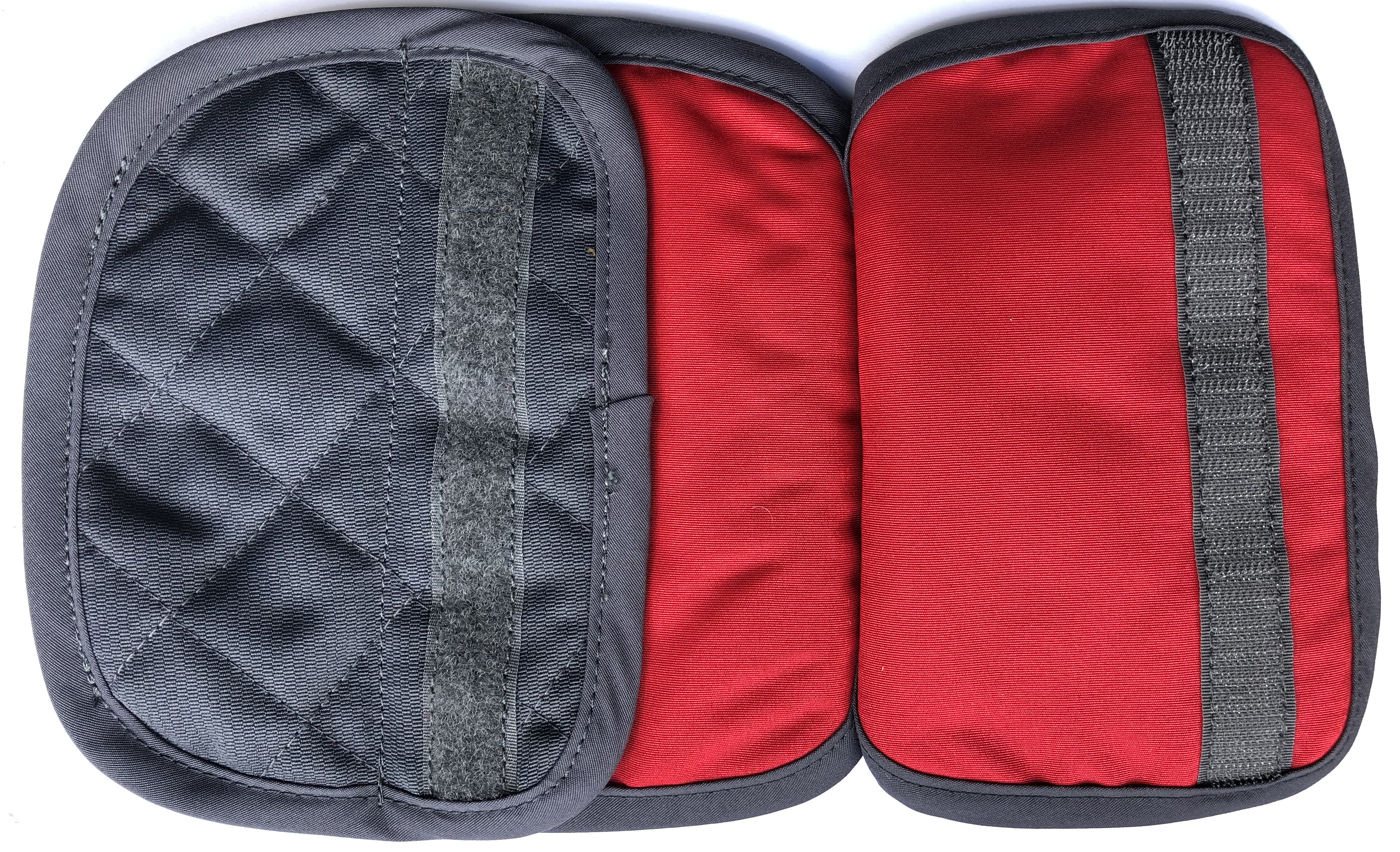 Major Elite Chest Pad Charcoal/Red*
